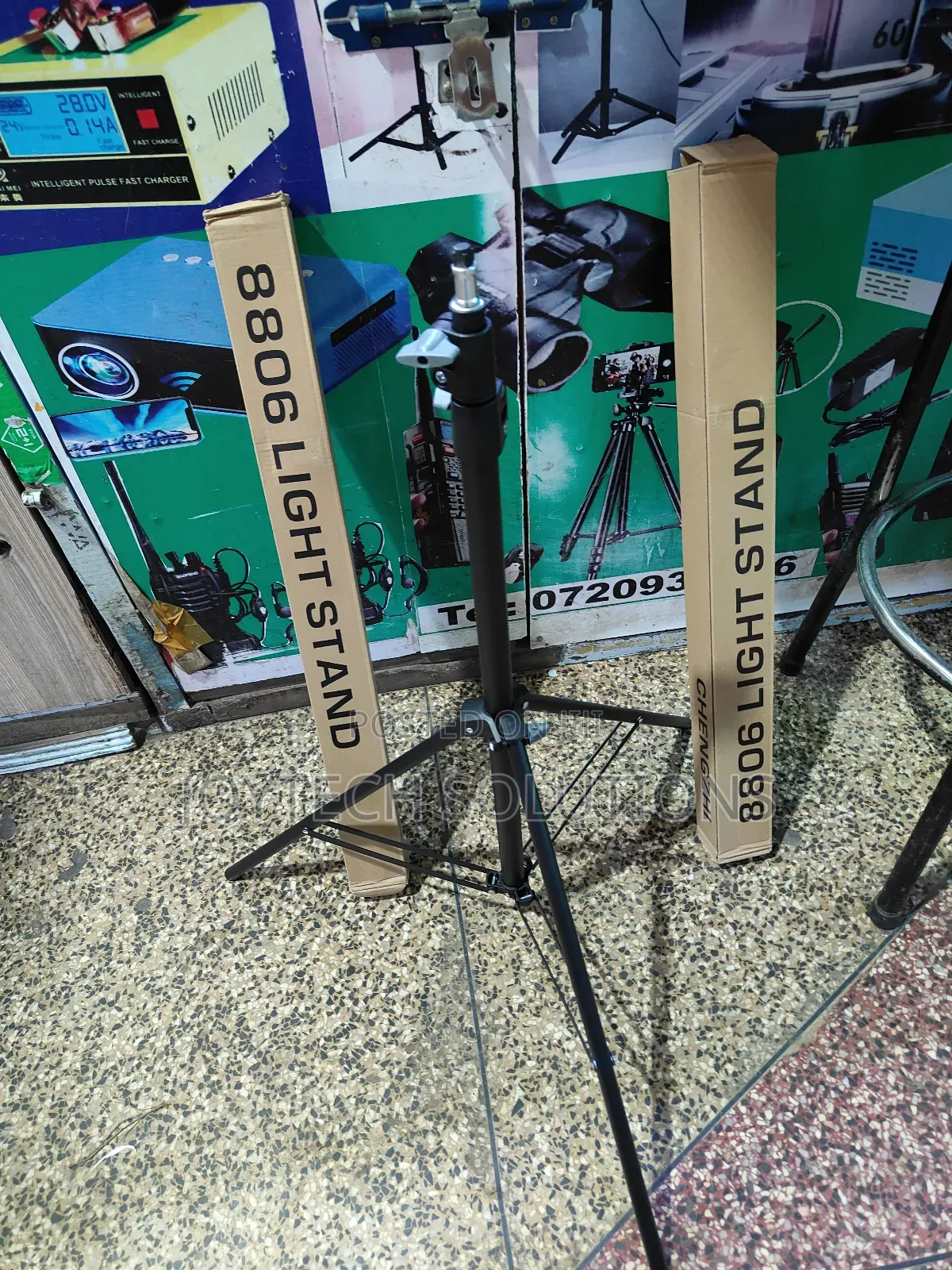 Light Stand 8806 2.1 Tripod Stand.