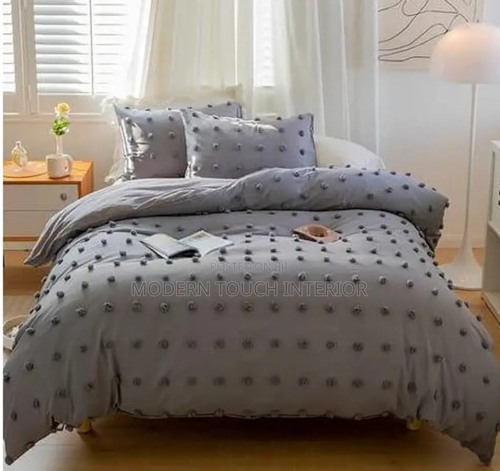 Tufted Comforter Bedding Set
