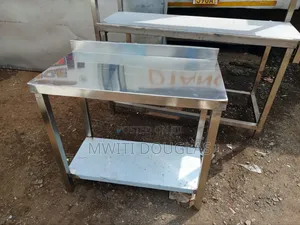 High End Working Table