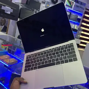 Laptop Apple MacBook Pro 2017 8GB Intel Core I5 SSD 256GB