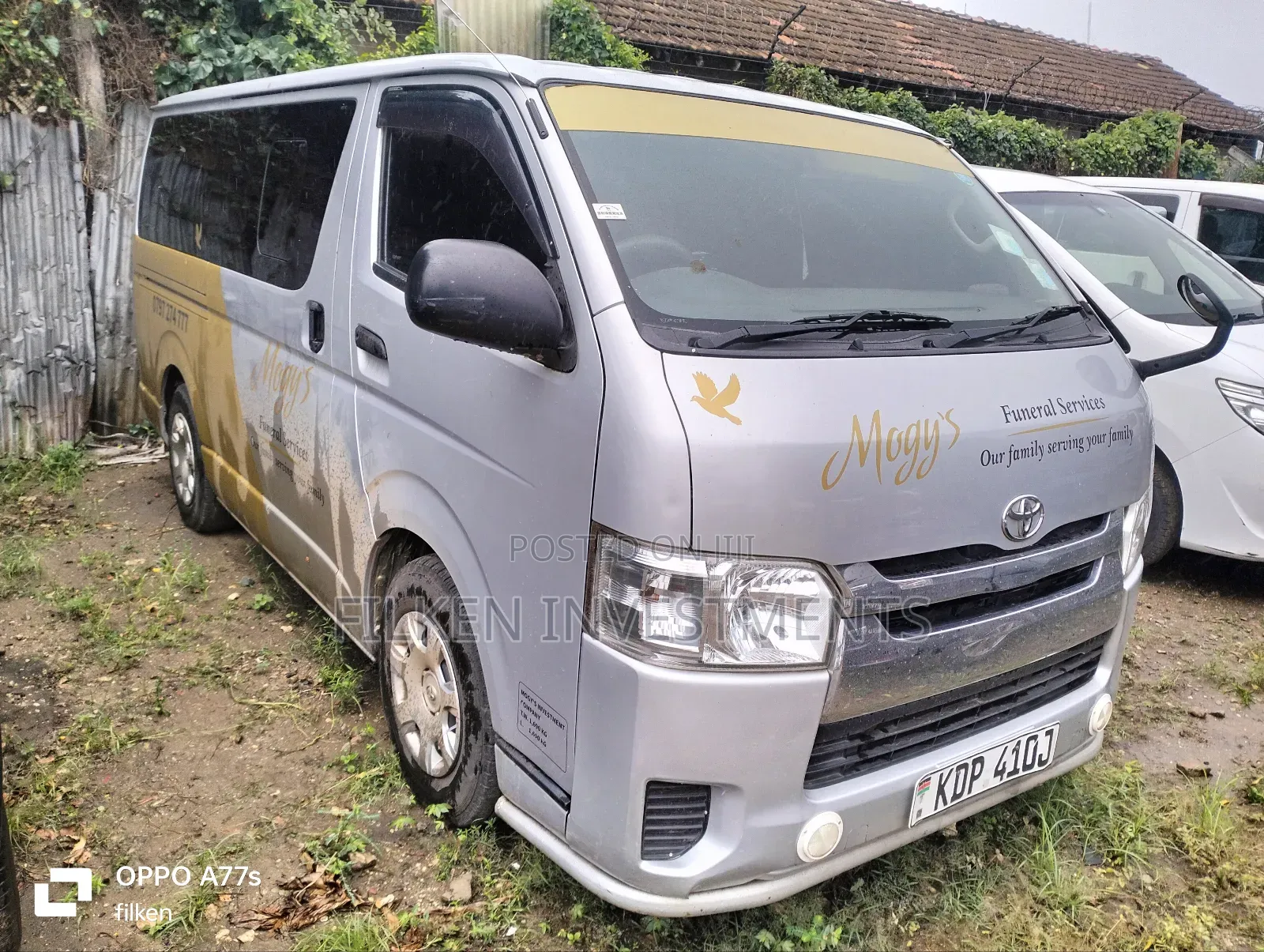 Toyota HiAce 2016 Silver