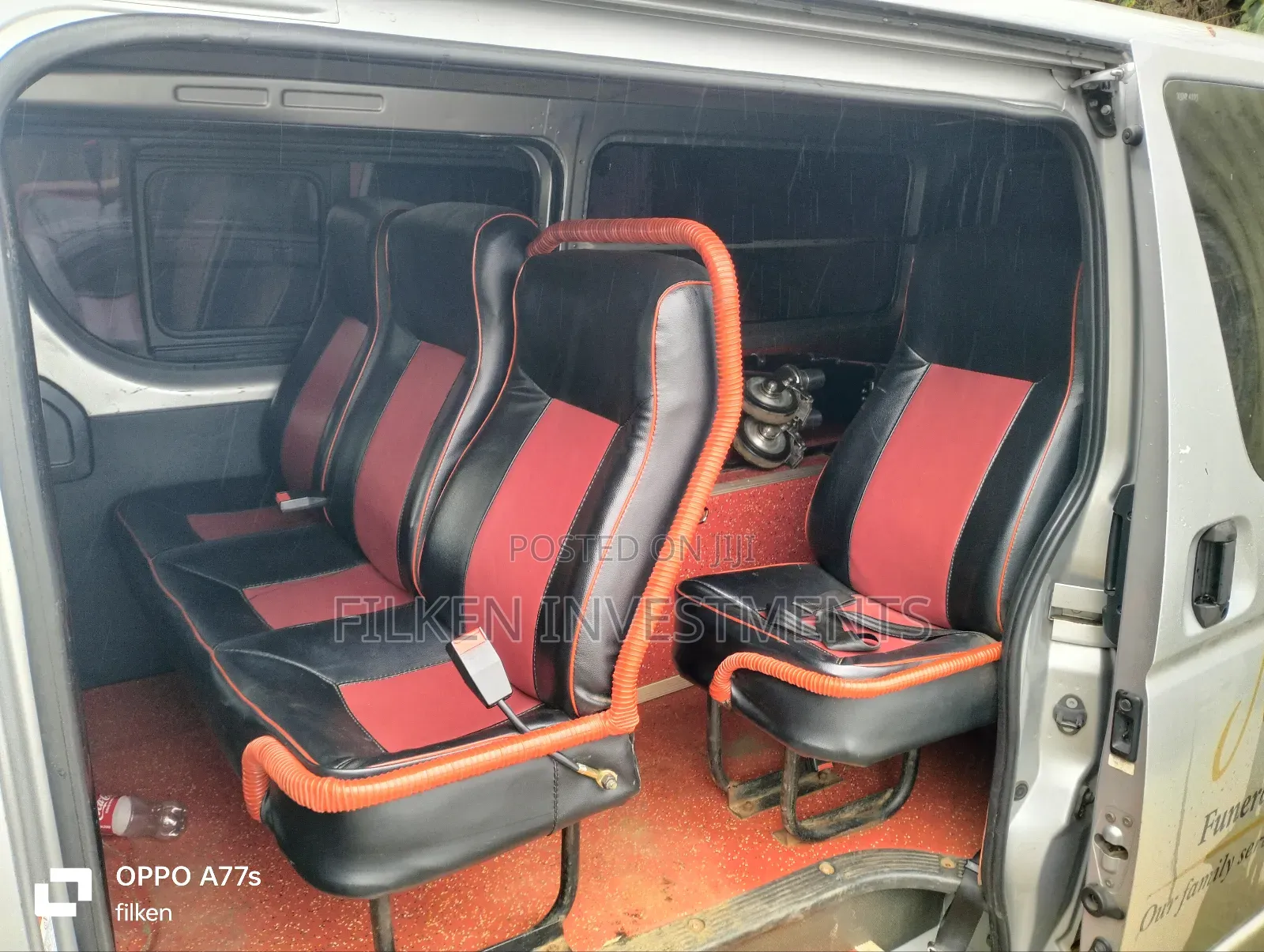 Toyota HiAce 2016 Silver