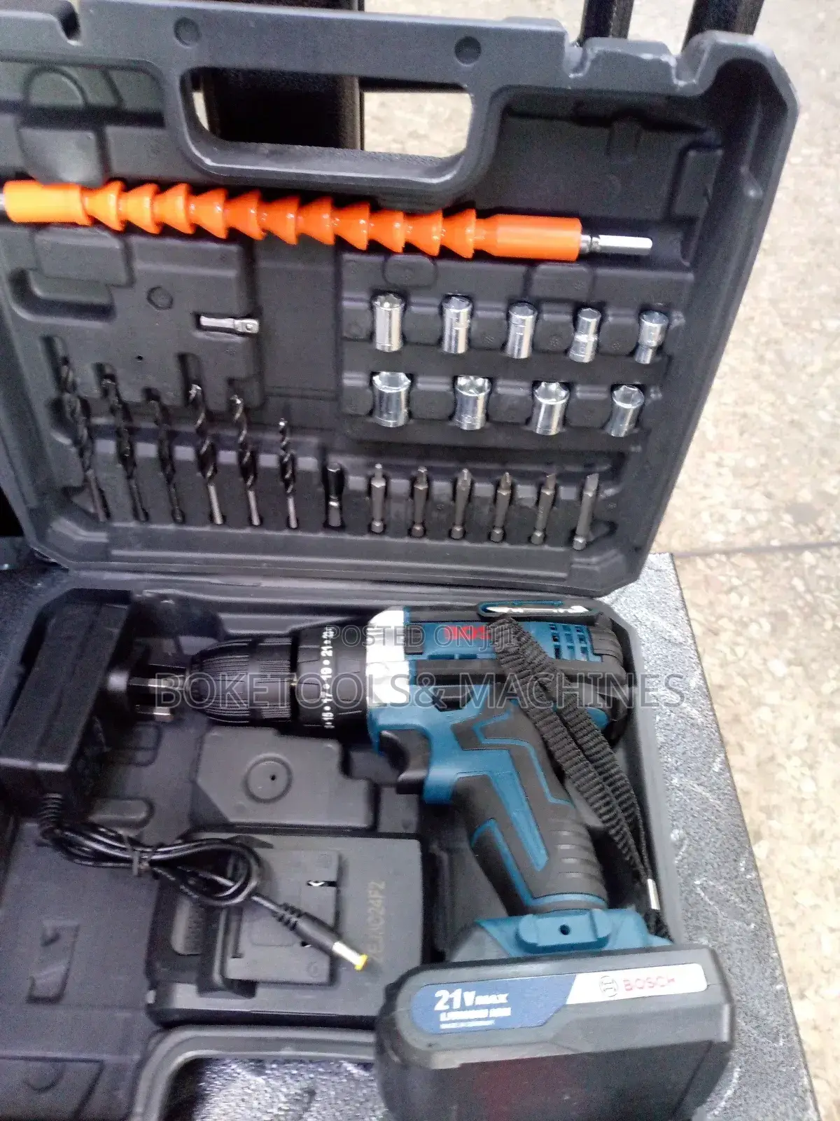 Bosch Cordless 26v Drillset