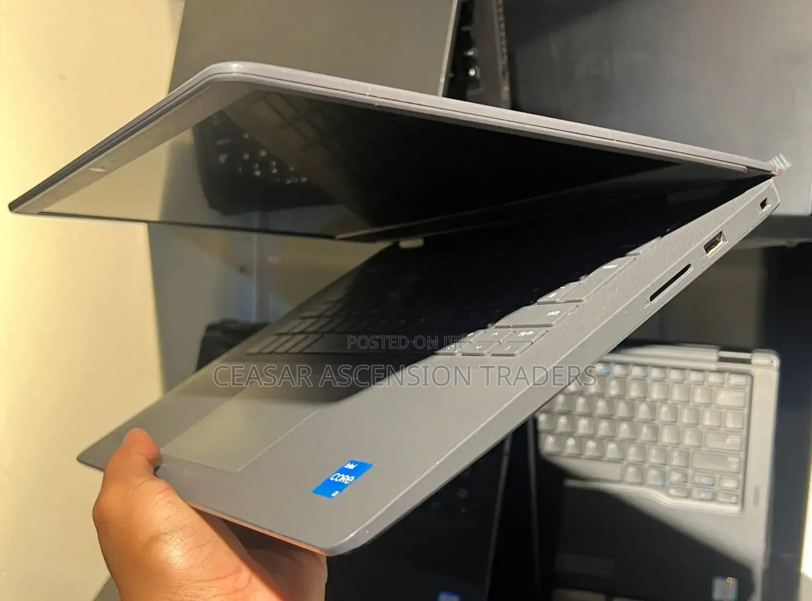 Laptop Dell Vostro 3400 4GB Intel Core I3 SSD 128GB