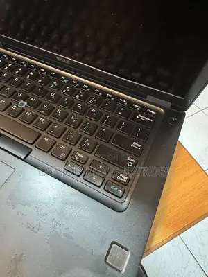 Laptop Dell Latitude 5490 8GB Intel Core I5 SSD 256GB