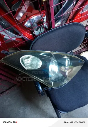 Wish Headlight 2002 Zenon