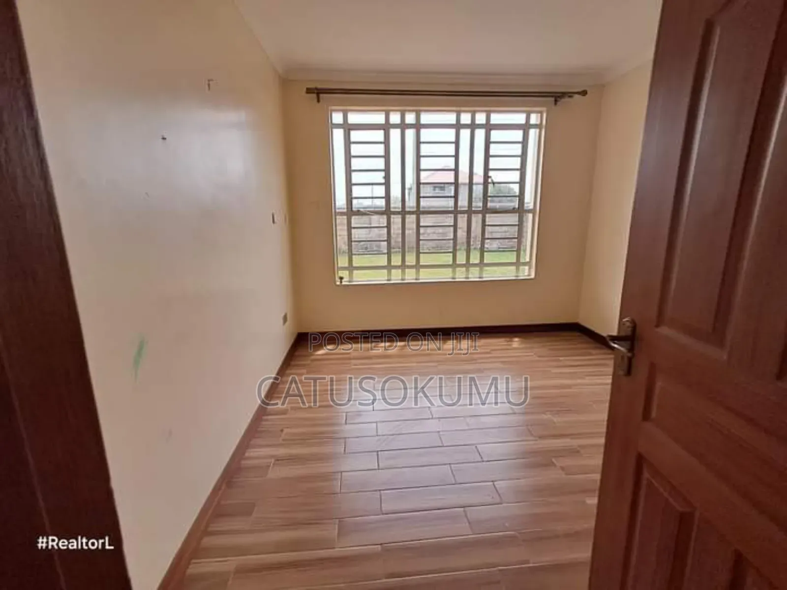 3bdrm Duplex in Viraj Area for rent
