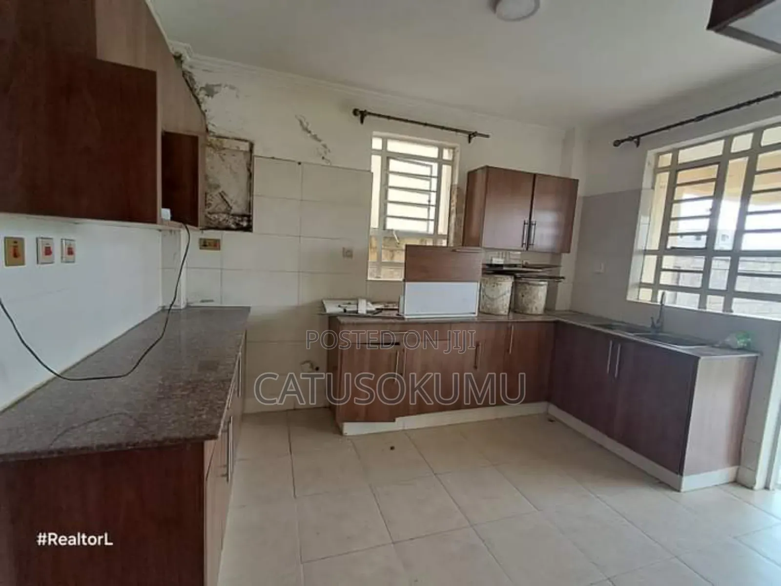 3bdrm Duplex in Viraj Area for rent