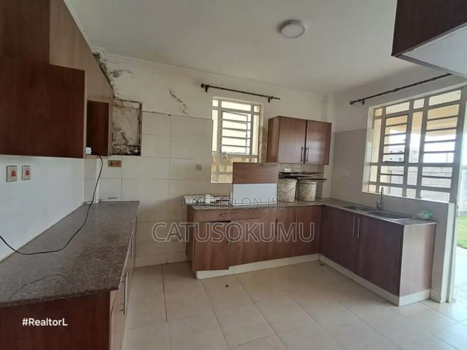 3bdrm Duplex in Viraj Area for rent