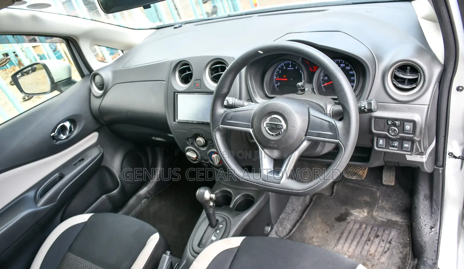 Nissan Note 2017 Silver