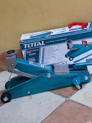 Powerful Safety Total Floor Jack 3 Ton