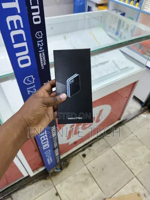 New Samsung Galaxy Z Flip6 256 GB Black