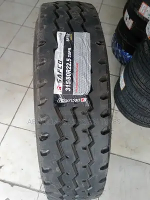 315/80 R22.5 Safco Tyres
