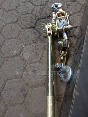 Ratchet Cable Tightener Hand Wire Rope Puller 2t