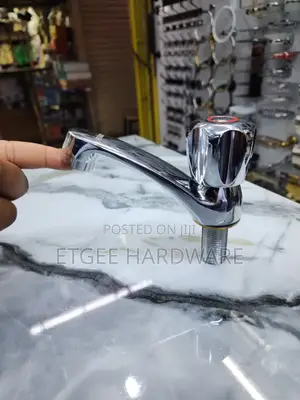 L Pillar Basin N Tap