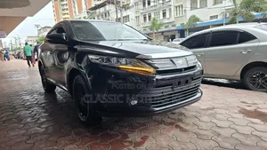 Toyota Harrier 2.0 4WD 2018 Black