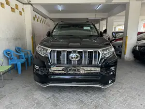 Toyota Land Cruiser Prado 2.8 2018 Black