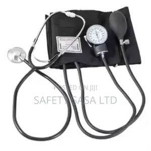 Sphygmomanometer With Stethoscope in Zip Pouch