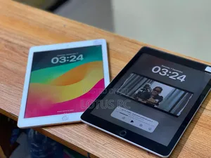 Apple iPad 10.2 (2019) 128 GB Gray