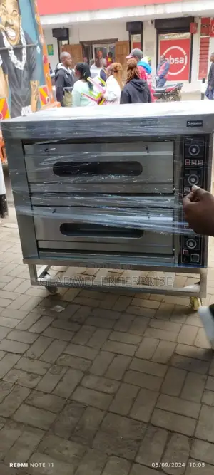 Commercial Oven