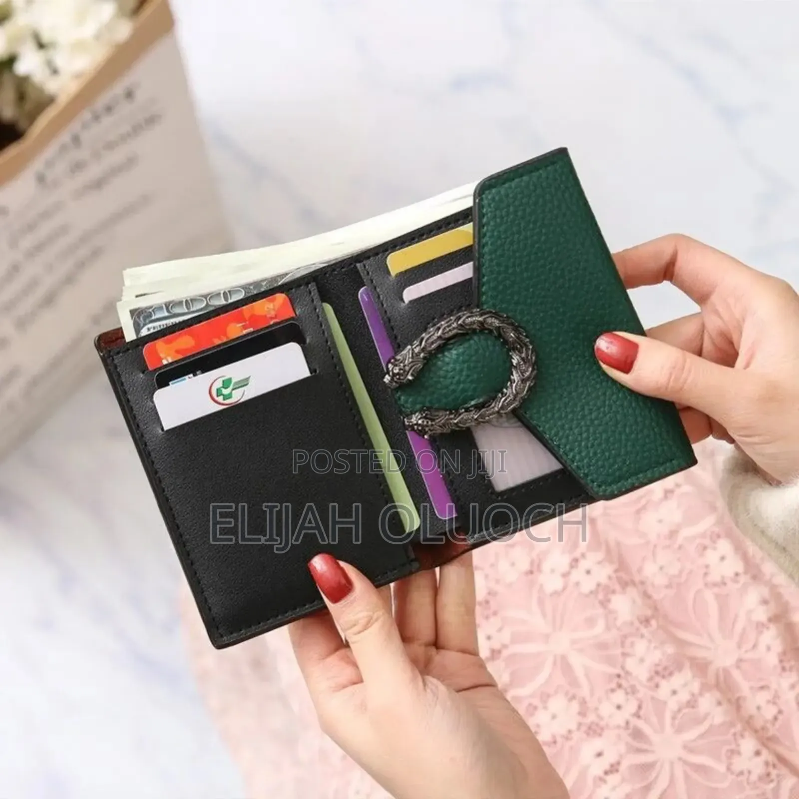 Ladies Short Foldable Wallet*