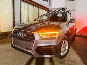 Audi Q3 2017 Gray