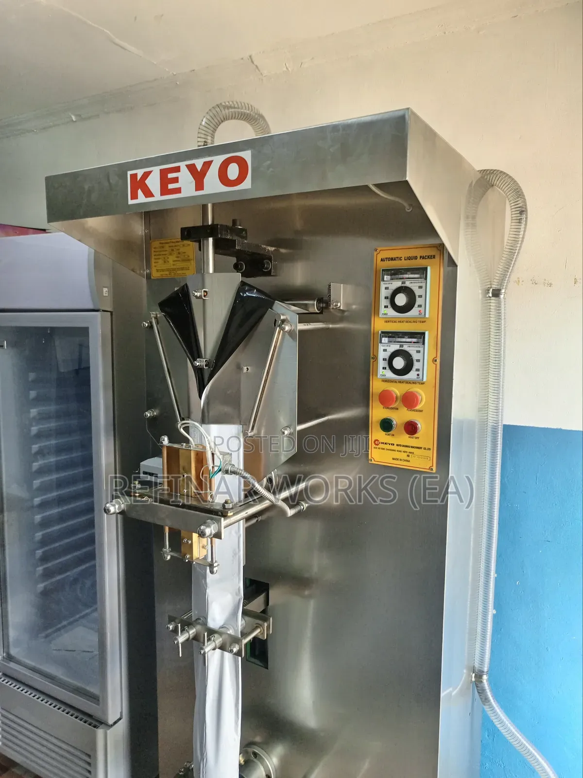 Sachet Packing Machine - Filling Sealing