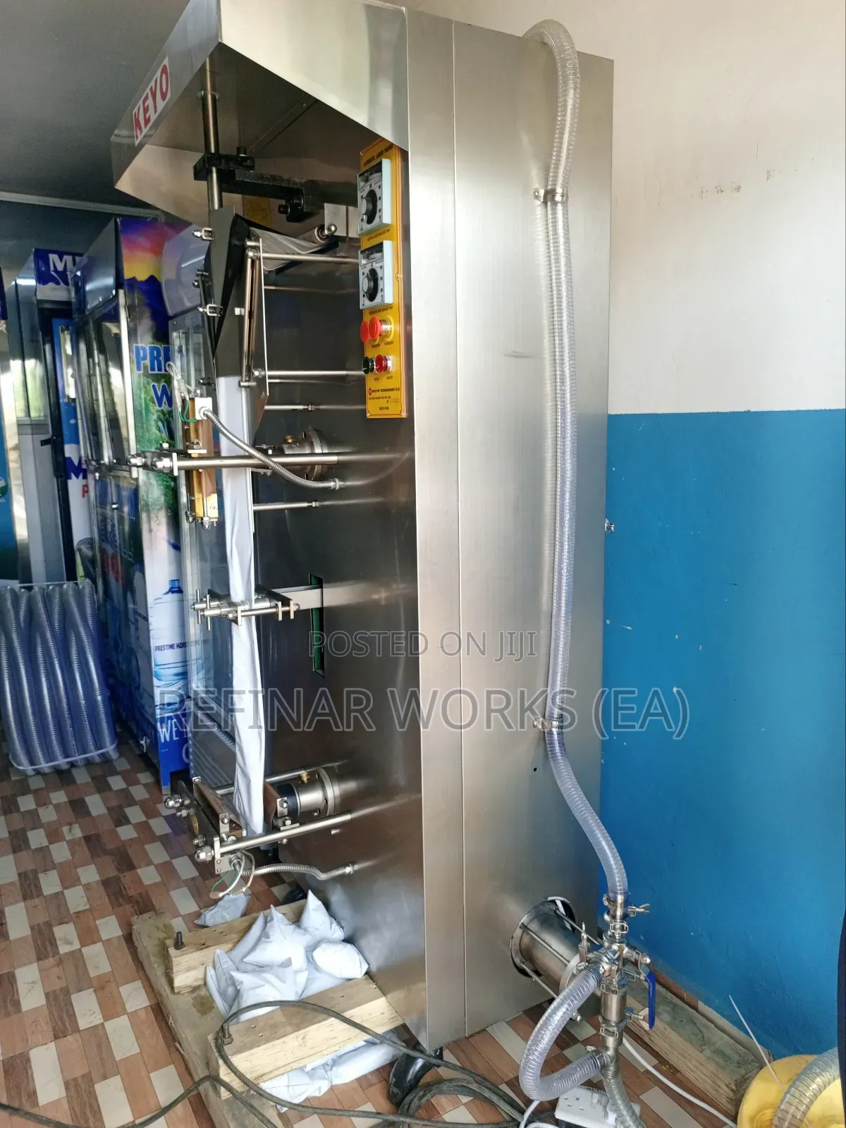Sachet Packing Machine - Filling Sealing