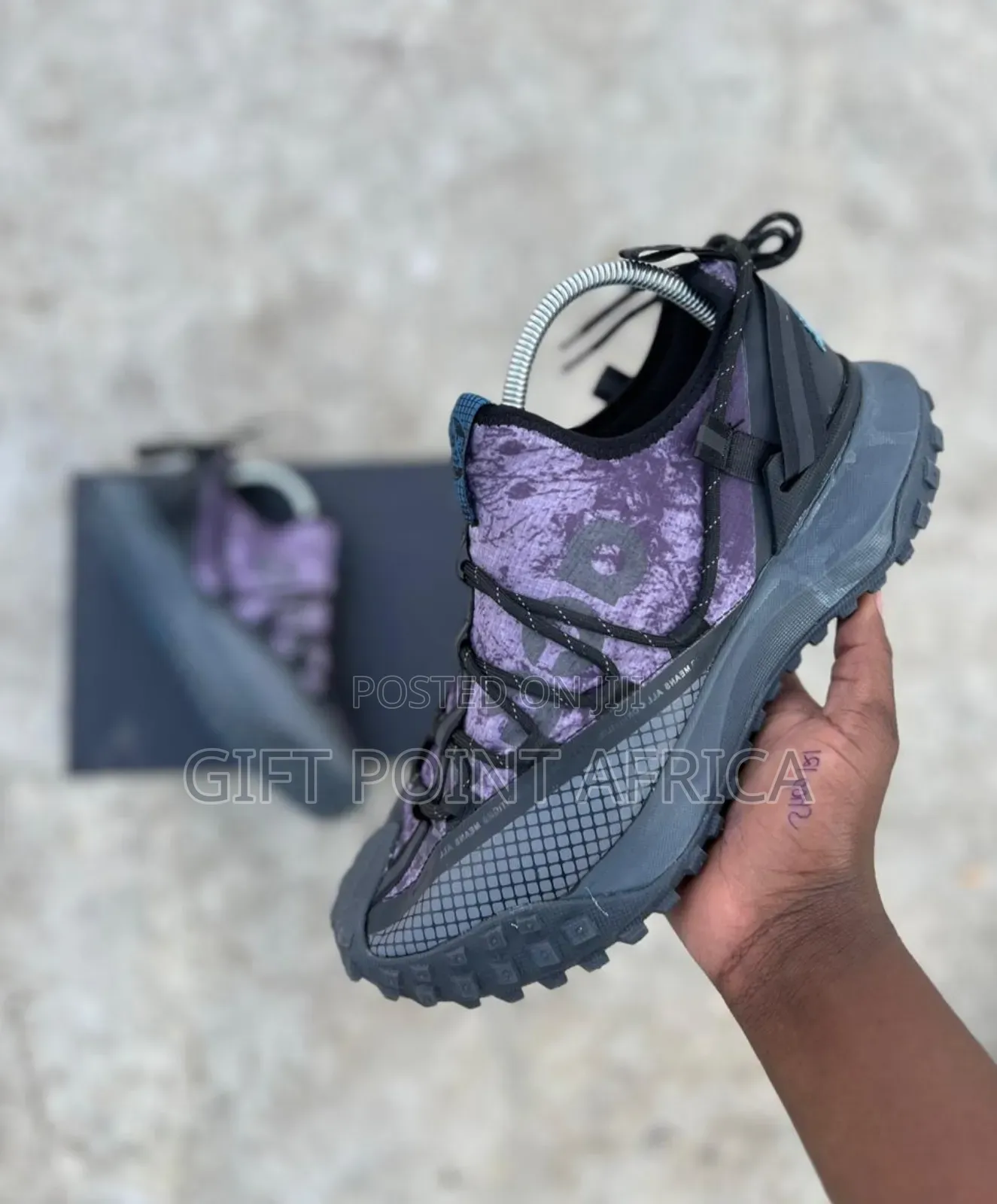 Nike ACG Mountain Fly Low React "Waterproof" Sneakers