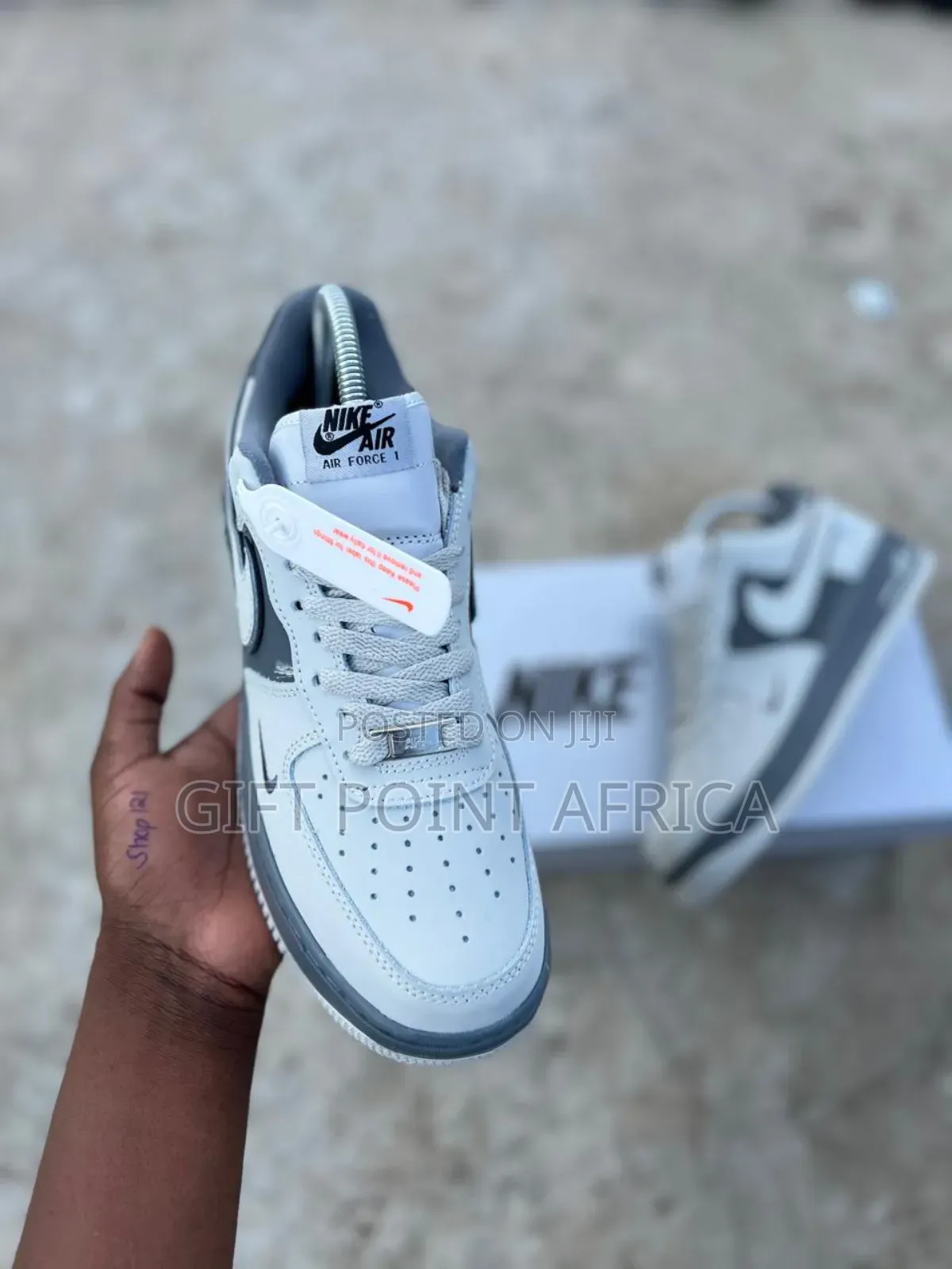 Nike Airforce 1 Low Cut Sneakers