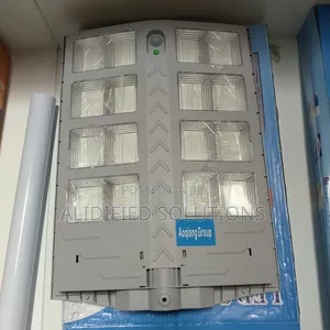 Rocket Type Head Solar Streetlight 400w