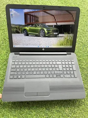 Laptop HP Pavilion 10 8GB Intel Core i5 SSD 256GB