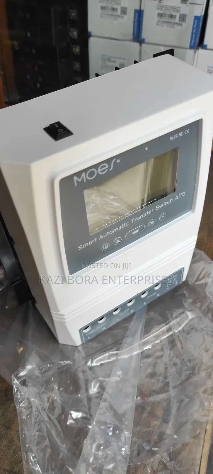 Smart Solar Automatic Change Over Switch With BMS