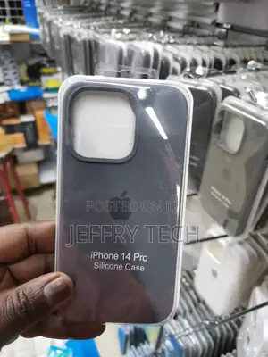 iPhone14 Pro Silicone Case With Apple Logo Natural Titanium