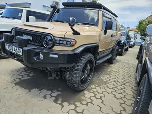 Toyota FJ Cruiser 2017 Brown