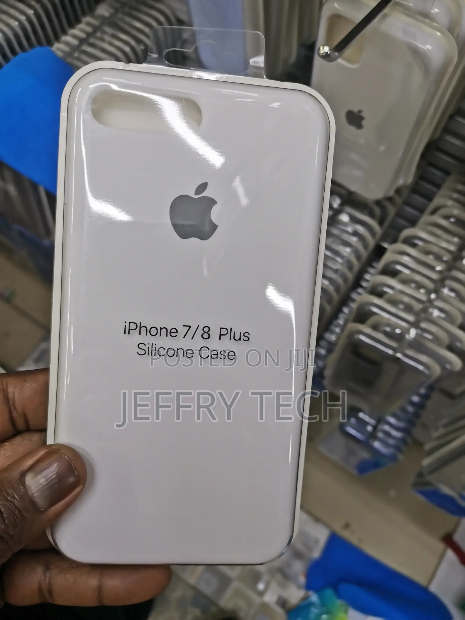 White Silicone Case Back Cover for Apple iPhone 7 Plus / 8
