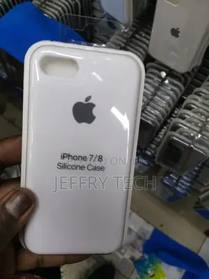 White Silicone Case Back Cover for Apple iPhone 7 / 8