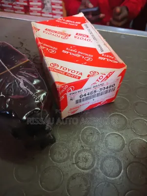 Toyota Crown,Mark X Front Genuin Brake Pads