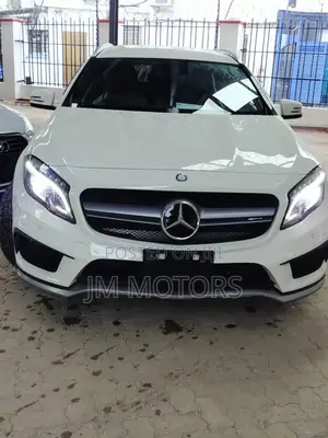 Mercedes-Benz GLA-Class 2017 White