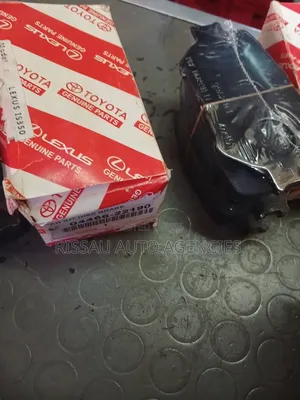 Toyota Mark X and Toyota Crown Genuine Rear Brake Pads.