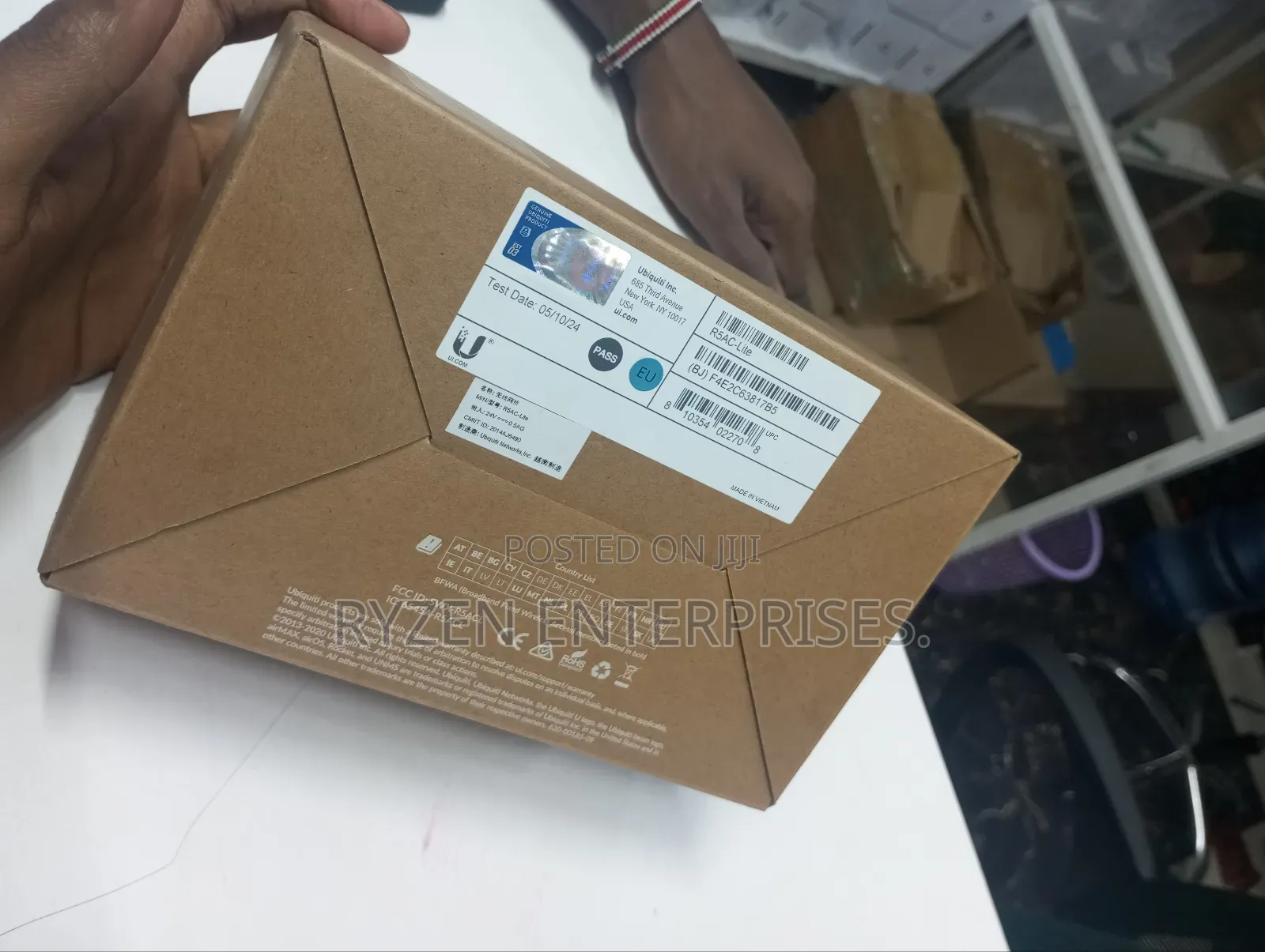 Ubiquiti Airmax Rocket AC Lite R5ac-Lite