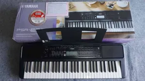 Yamaha Psre373 Electronic Keyboard