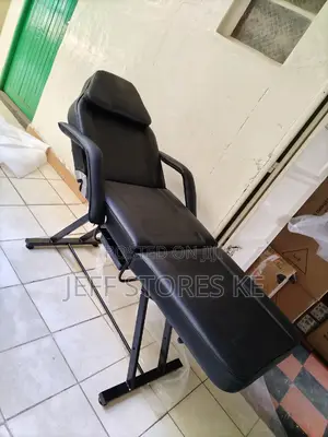Makeup, Tattoo Bed