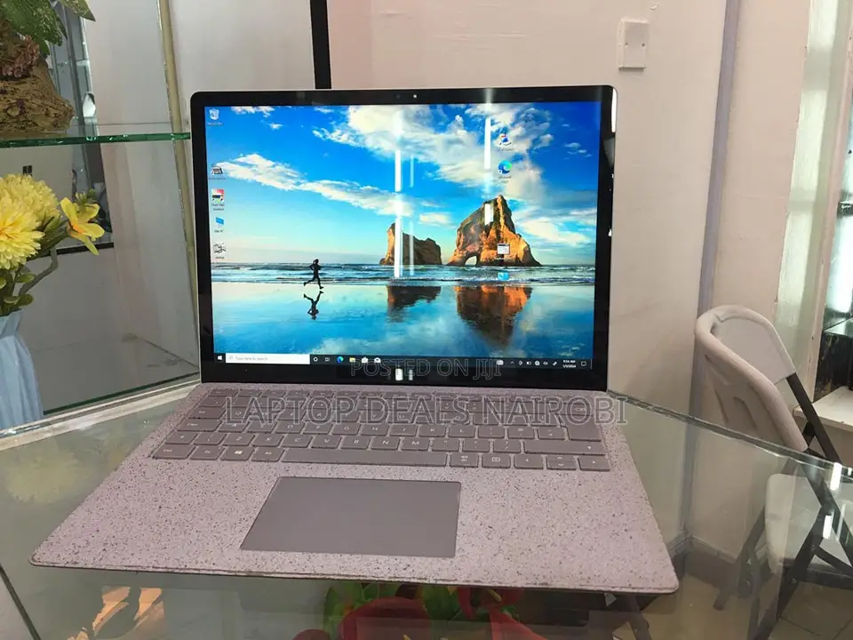 Laptop Microsoft Surface Book 2 8GB Intel Core I5 SSD 256GB