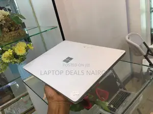 Laptop Microsoft Surface Book 2 8GB Intel Core I5 SSD 256GB