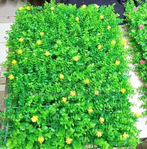 Hedge Panels - With Yellow Flowers