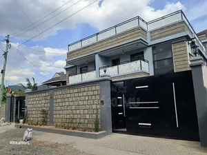 5bdrm Maisonette in Gateway Mall Area for rent