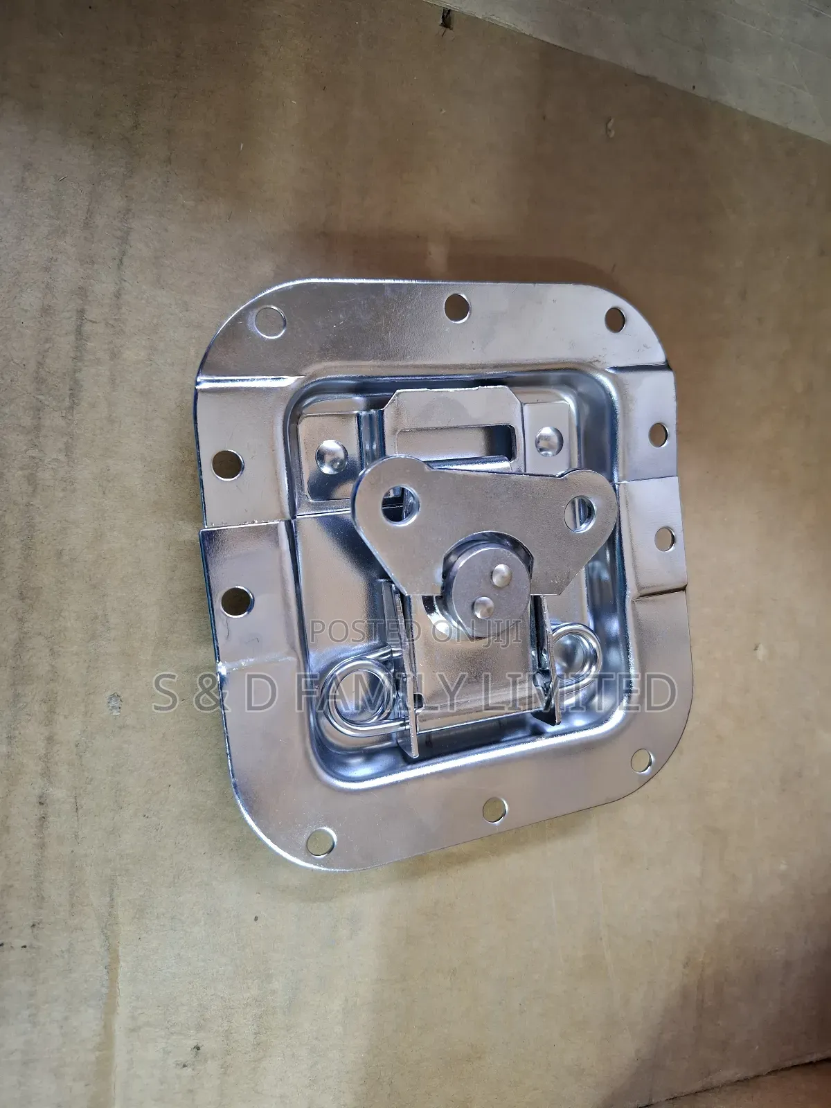 Flightcase Silver Locks Butterfly Latch