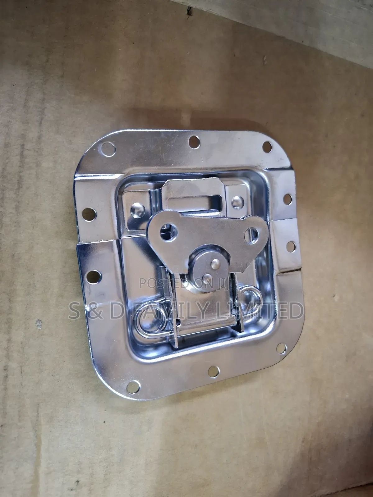 Flightcase Silver Locks Butterfly Latch