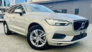 Volvo XC60 T5 Inscription AWD 2019 Gold